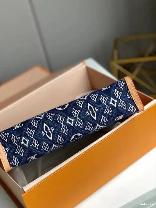 TOILETRY VUITTON POUCH SINCE LOUIS 1854 26 0521